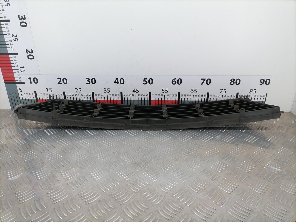 Решетка в бампер OPEL Corsa C 2000-2006