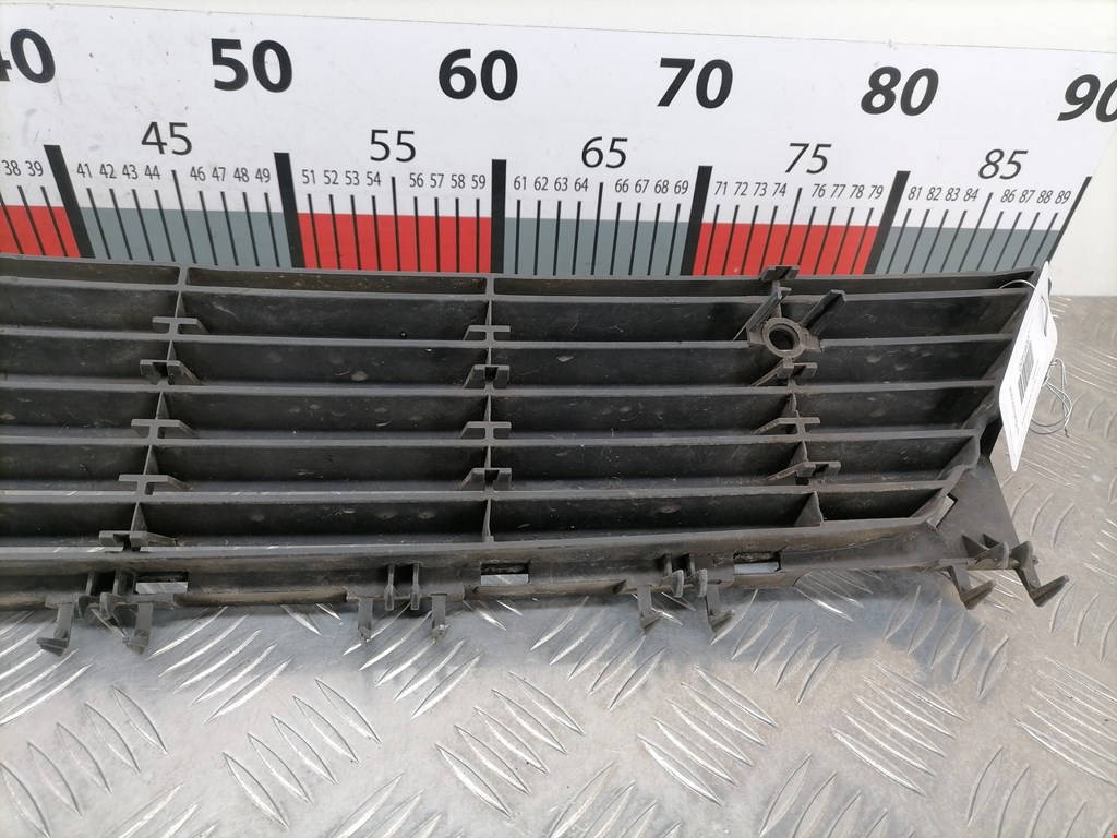 Решетка в бампер OPEL Corsa C 2000-2006