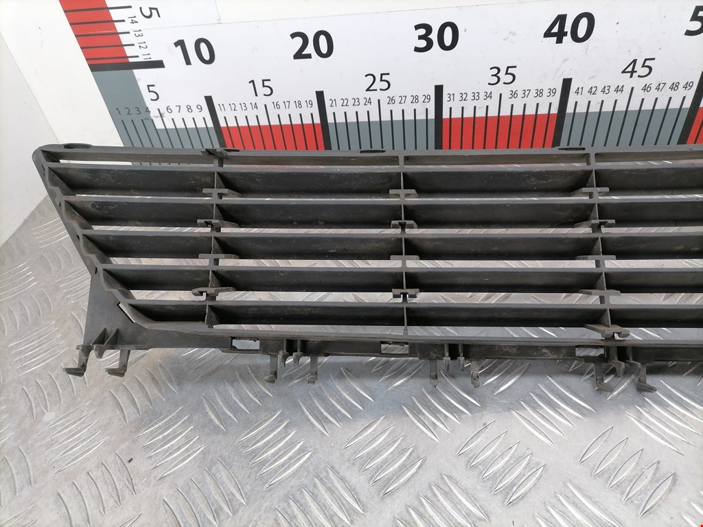 Решетка в бампер OPEL Corsa C 2000-2006