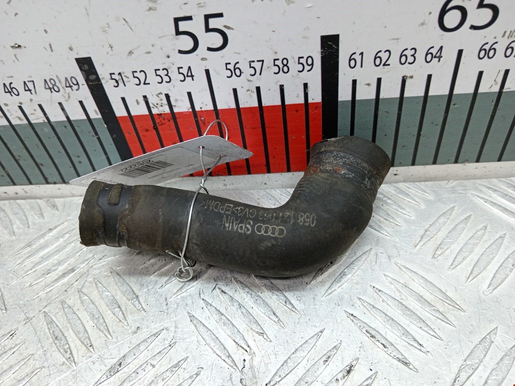 Патрубок AUDI 80 B4 1991-1996