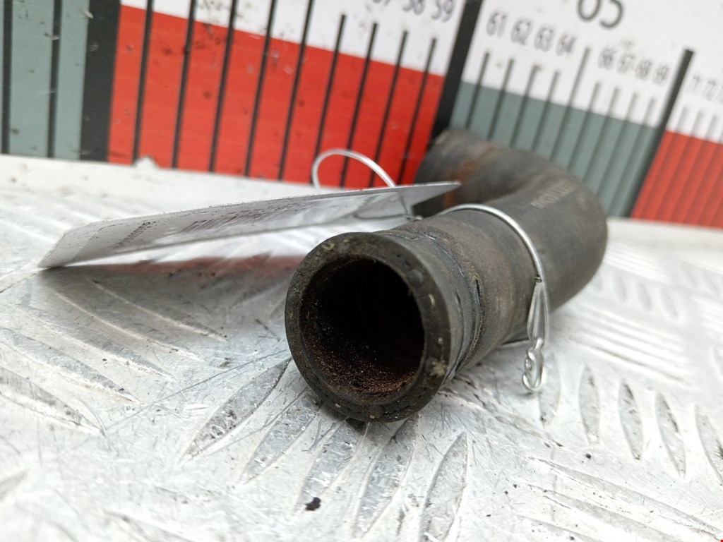 Патрубок AUDI 80 B4 1991-1996