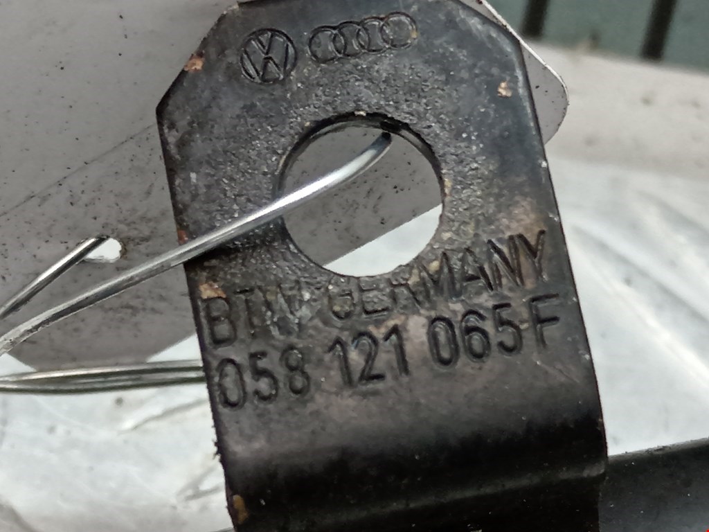 Патрубок AUDI 80 B4 1991-1996