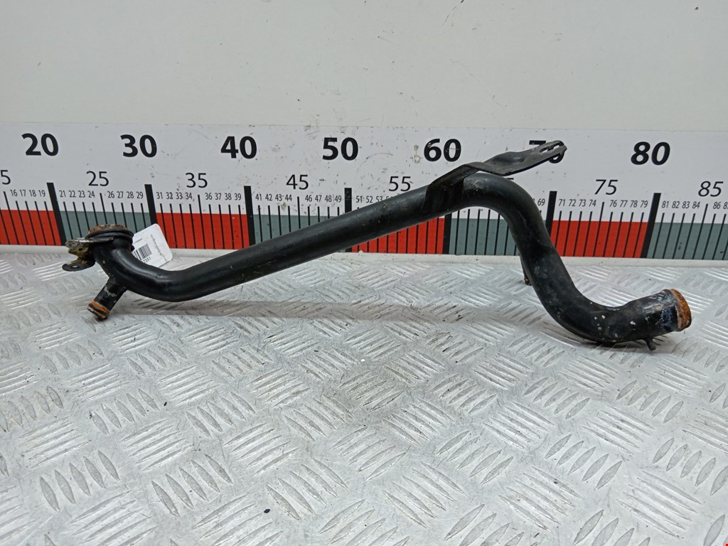 Патрубок AUDI 80 B4 1991-1996