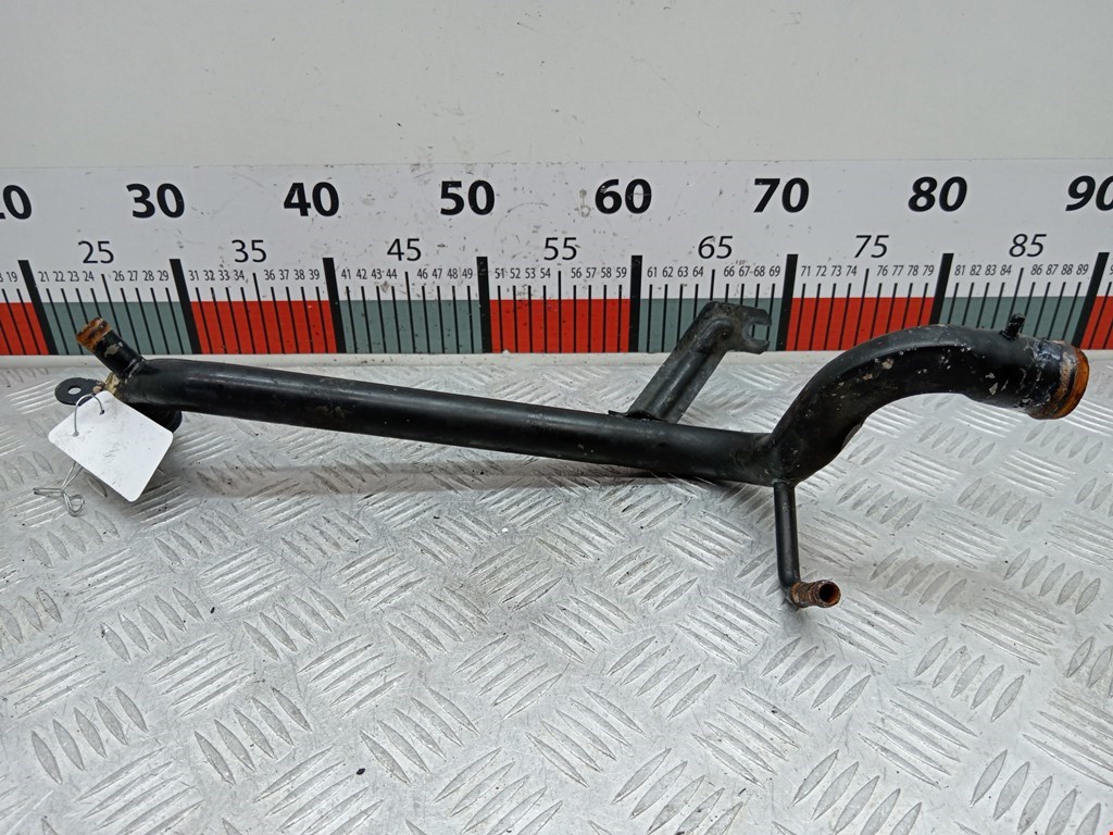 Патрубок AUDI 80 B4 1991-1996