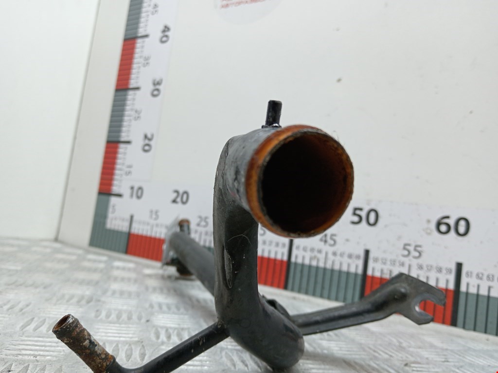 Патрубок AUDI 80 B4 1991-1996