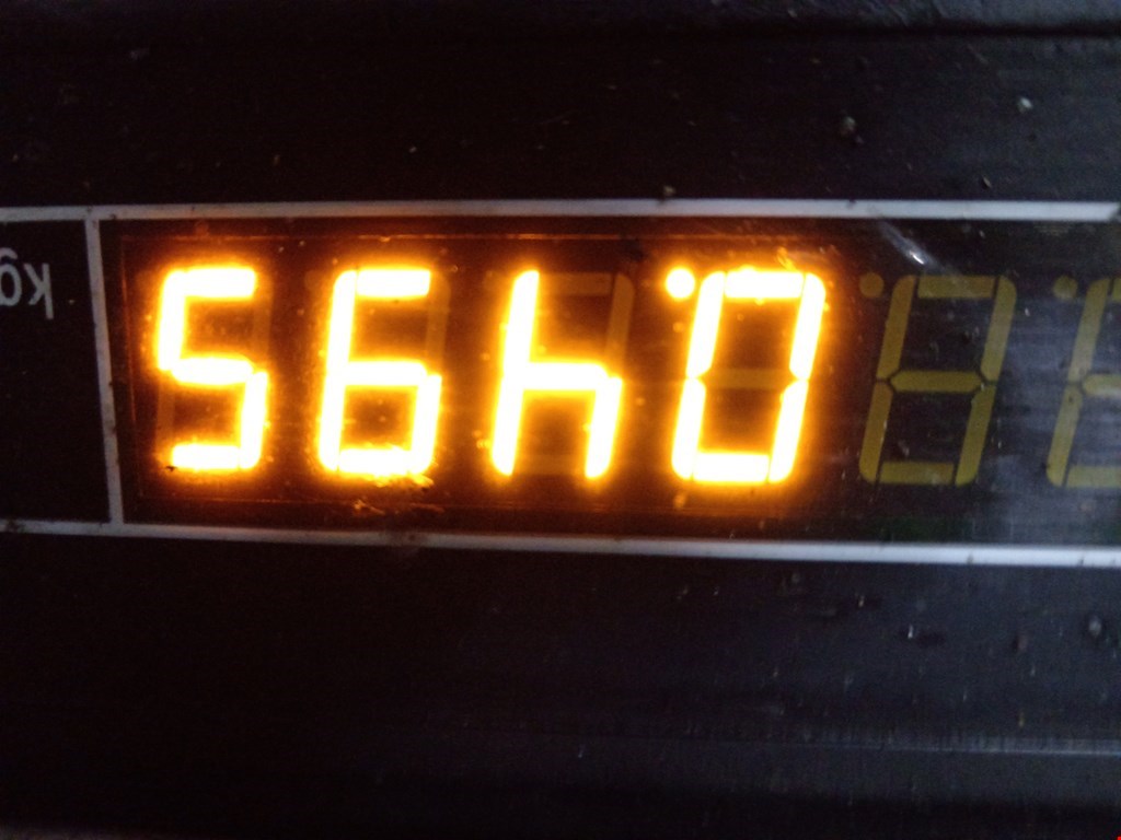 Клемма аккумулятора (плюс) + AUDI 80 B4 1991-1996