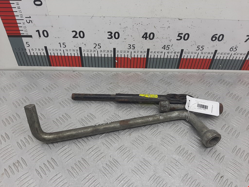 Ключ балонный NISSAN Inerstar 1997-2010