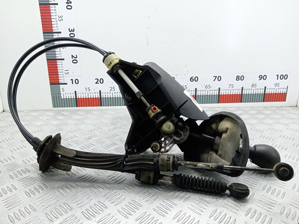 Кулиса (селектор) АКПП/МКПП в салоне NISSAN Inerstar 1997-2010