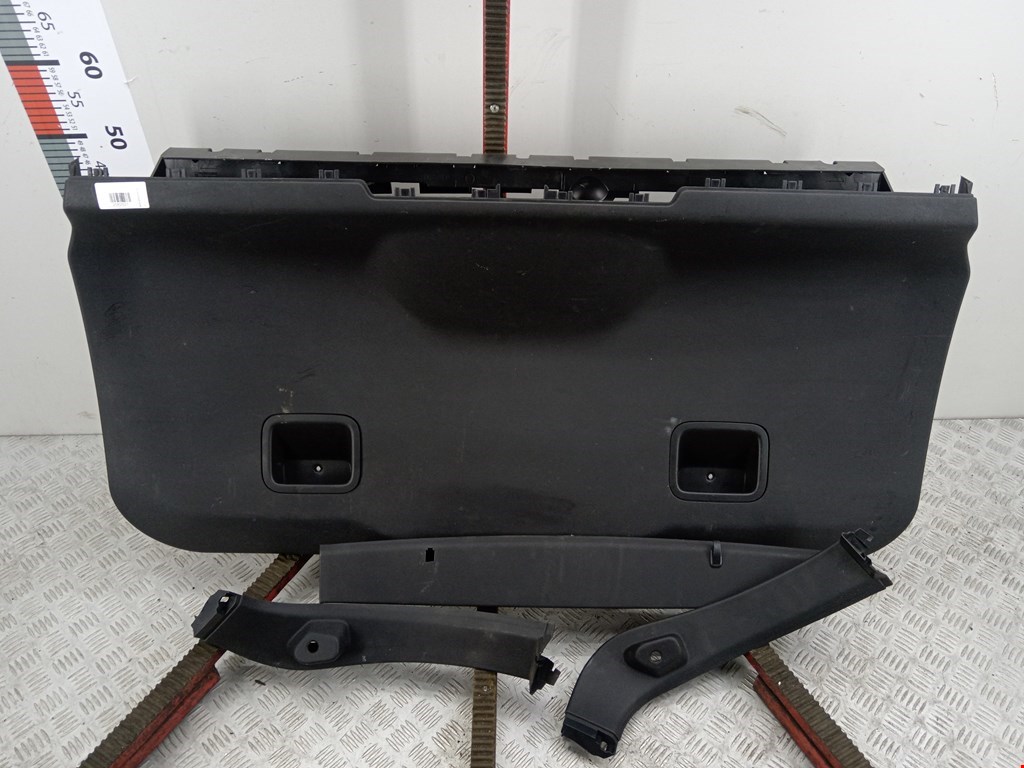Обшивка крышки багажника CITROEN C4 Picasso 2006-2013