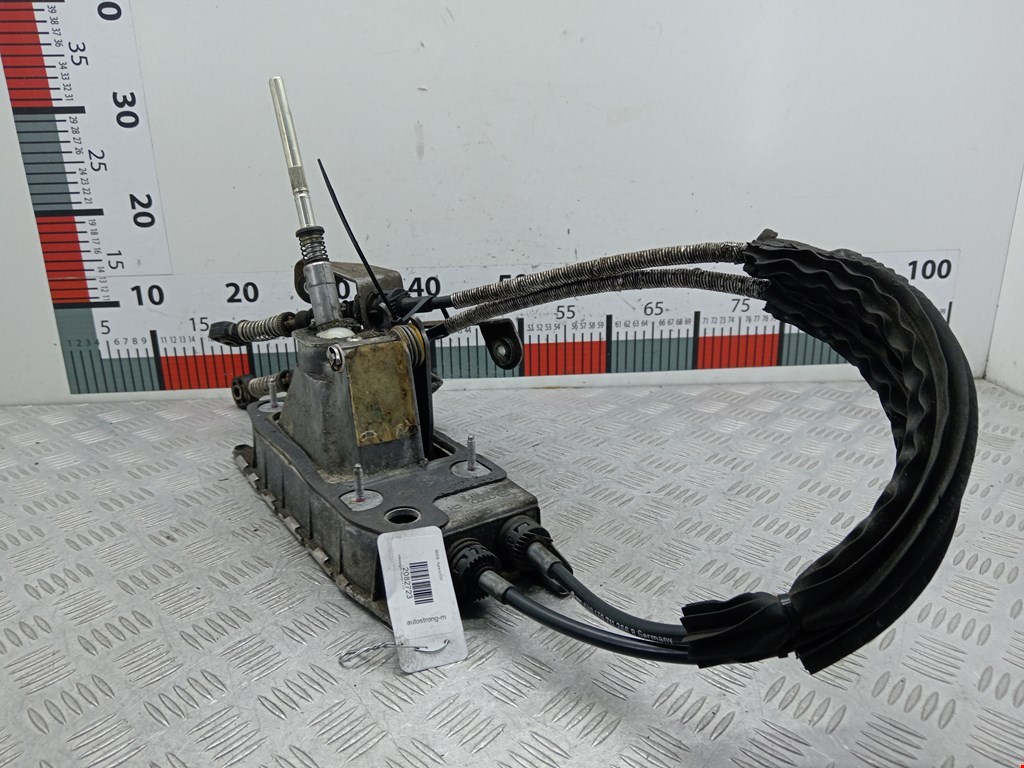 Кулиса (селектор) АКПП/МКПП в салоне VOLKSWAGEN Touran 2003-2010