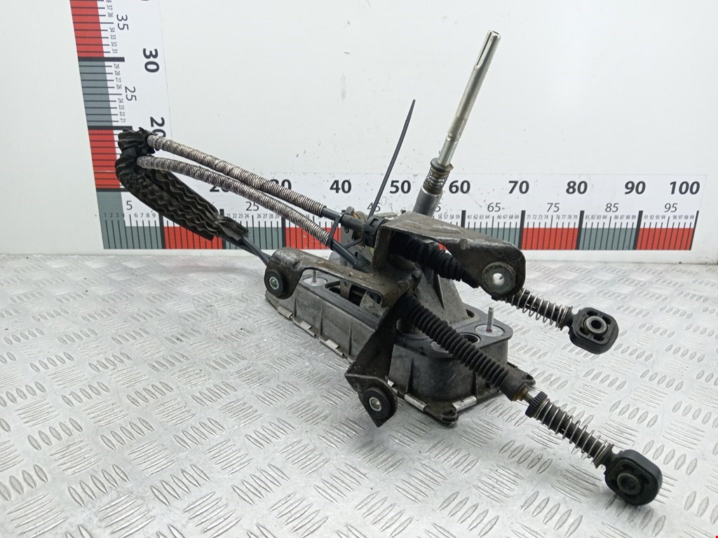 Кулиса (селектор) АКПП/МКПП в салоне VOLKSWAGEN Touran 2003-2010