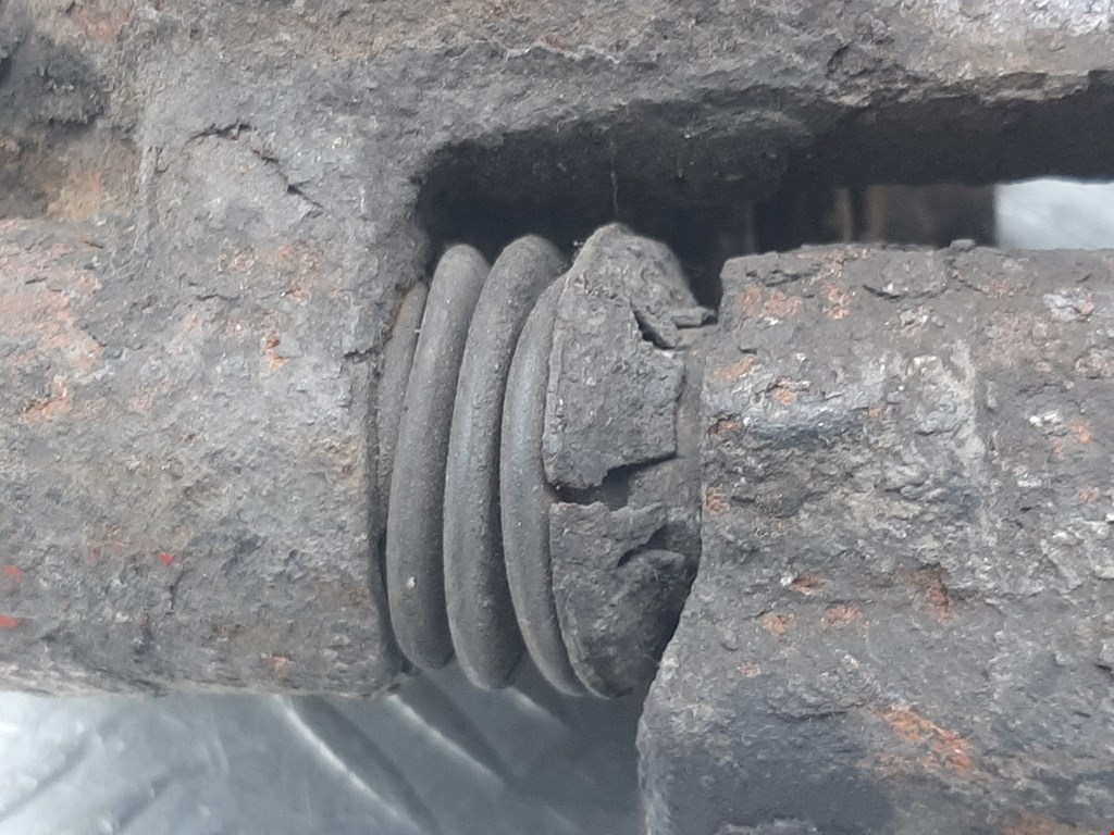 Суппорт передний левый IVECO Daily III 1999-2006