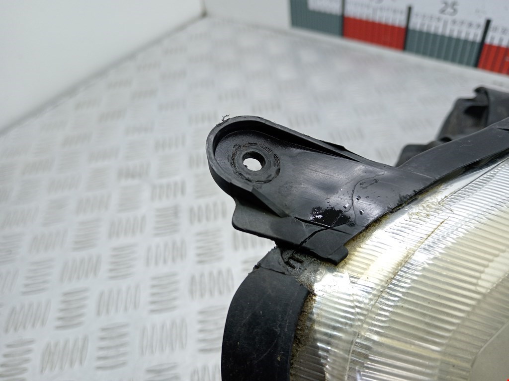 Фара правая OPEL Combo C 2001-2011