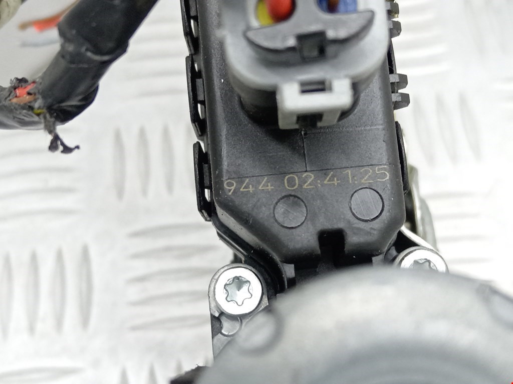 Стеклоподъемник передний правый OPEL Astra H/Family 2004-2015