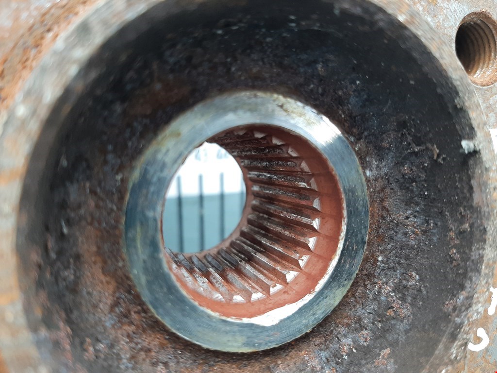 Ступица передняя левая CITROEN C4 Picasso 2006-2013