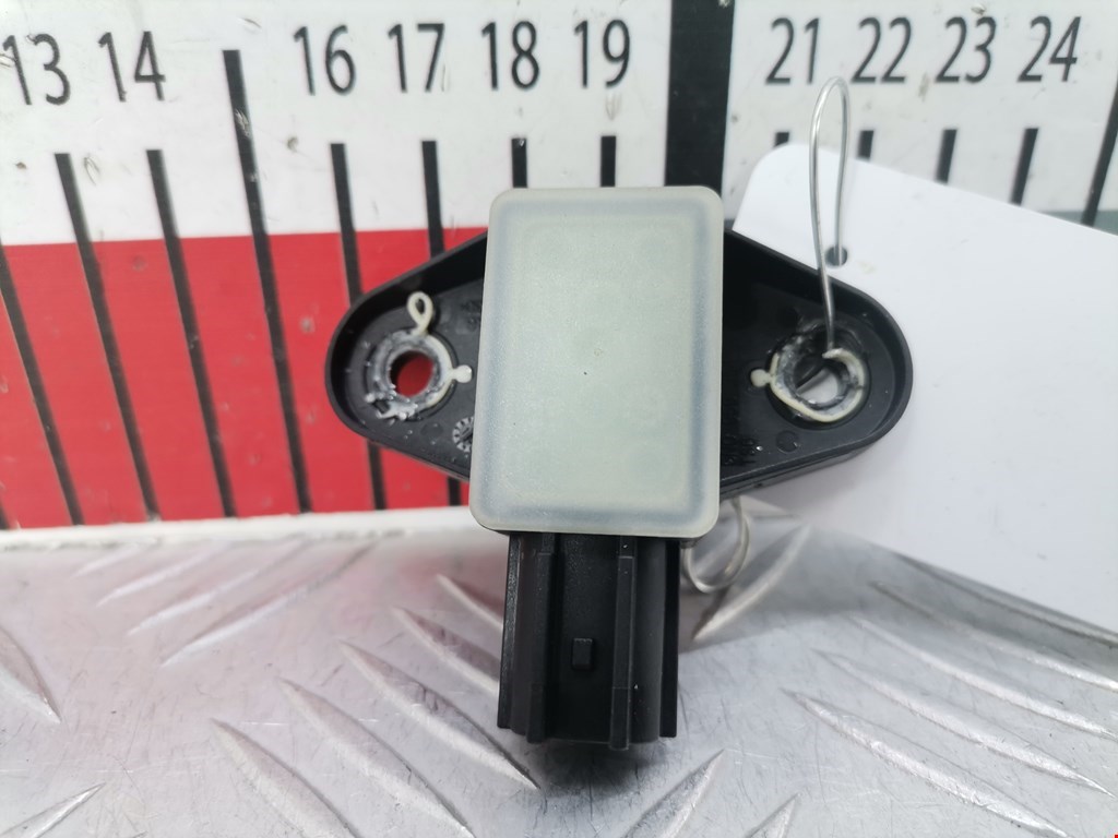 Датчик AIR BAG (подушек безопасности) VOLKSWAGEN Passat B7 2011-2015