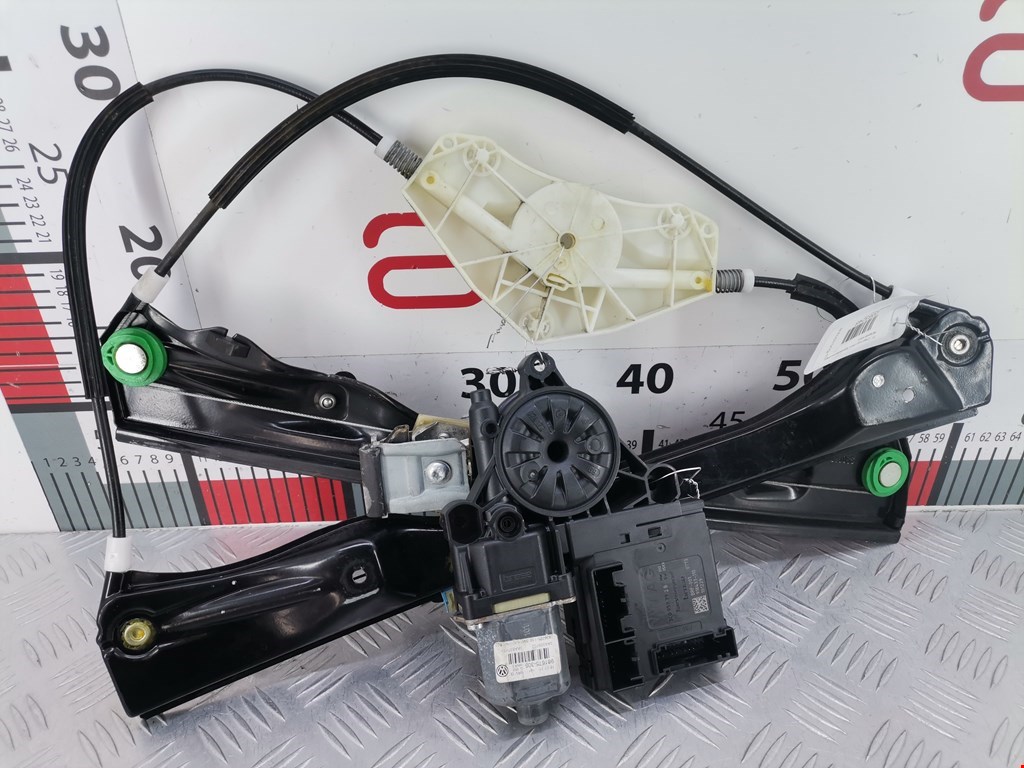 Стеклоподъемник передний левый VOLKSWAGEN Passat B7 2011-2015