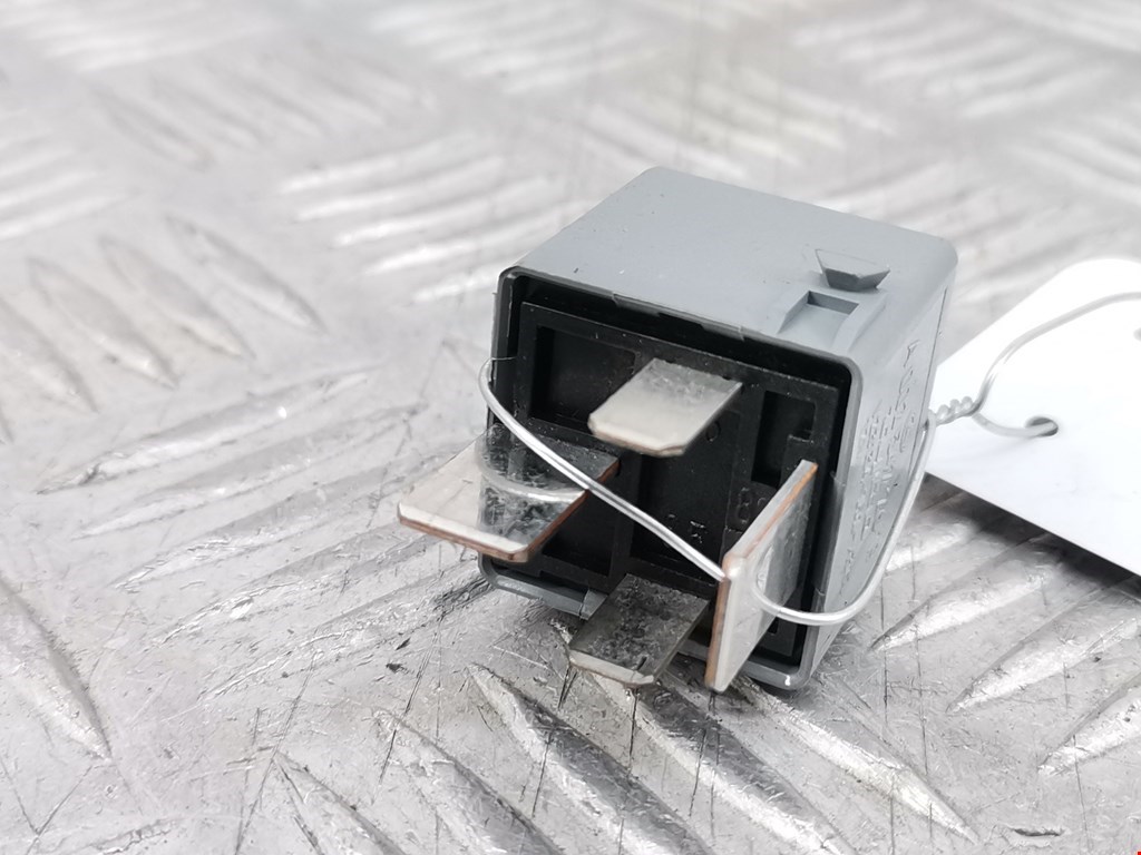 Реле MERCEDES-BENZ M-Class W164 ML 2005-2011