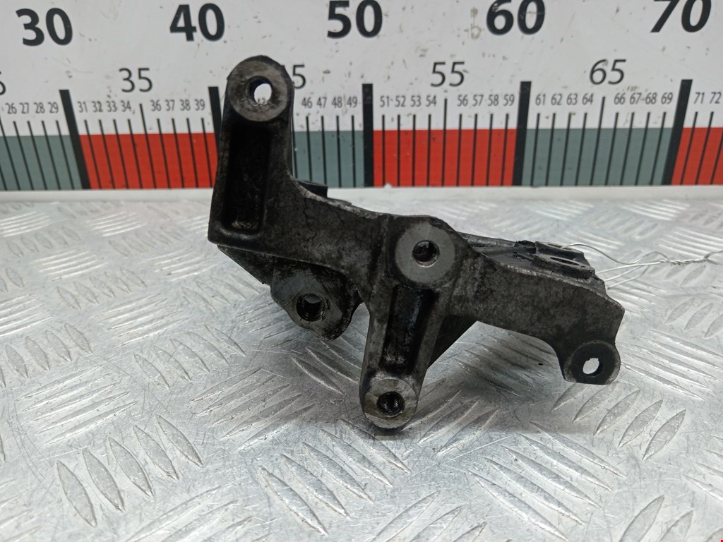 Кронштейн генератора PEUGEOT 308 2007-2015