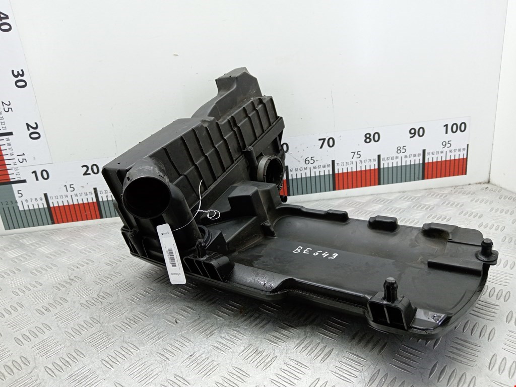 Корпус воздушного фильтра DACIA Sandero 2008-2012