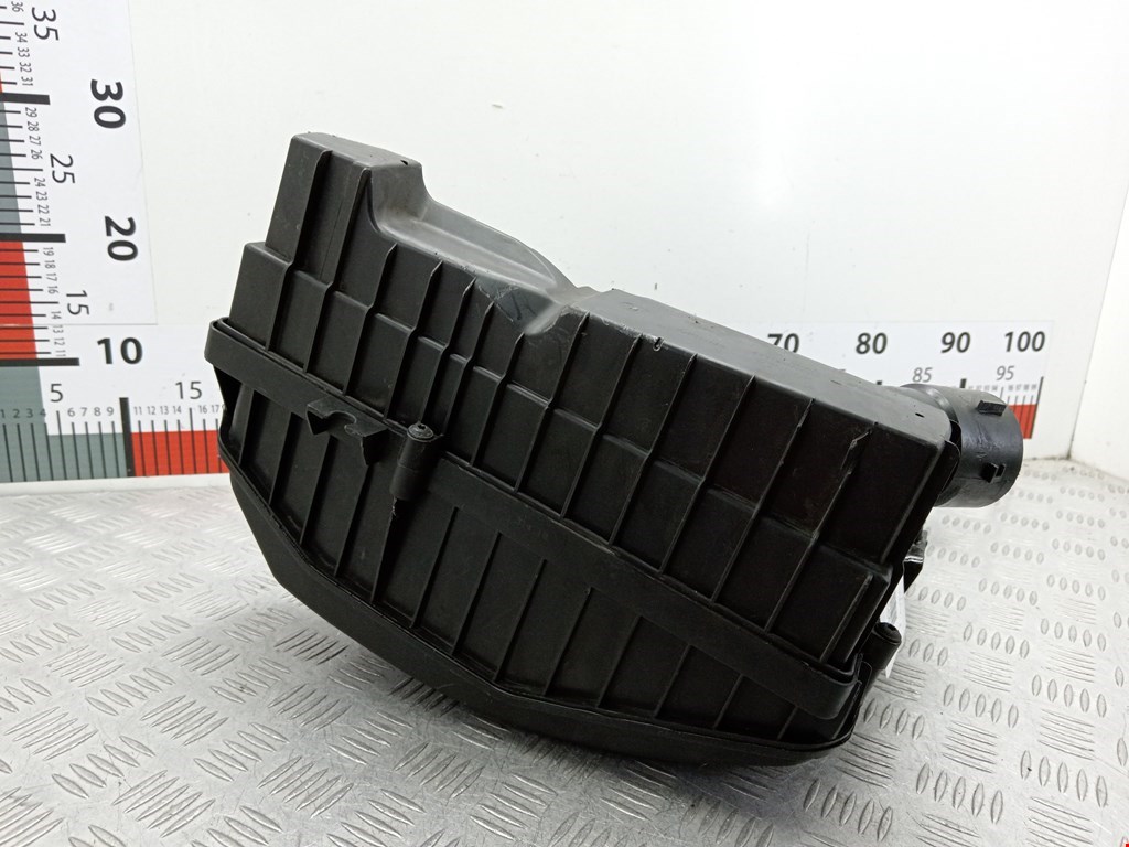 Корпус воздушного фильтра DACIA Sandero 2008-2012