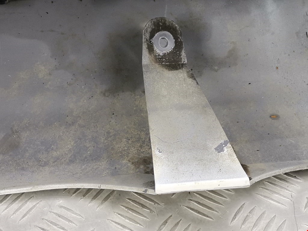 Бампер задний PEUGEOT 308 2007-2015