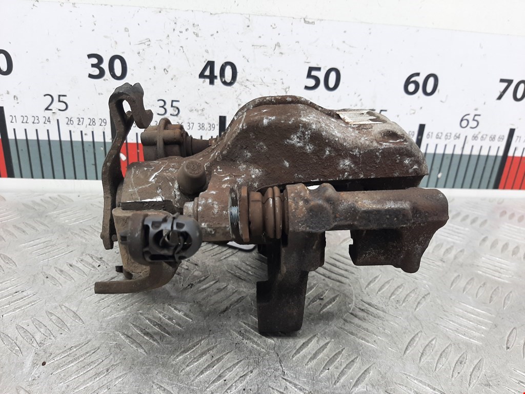 Суппорт задний левый CITROEN C4 Picasso 2006-2013