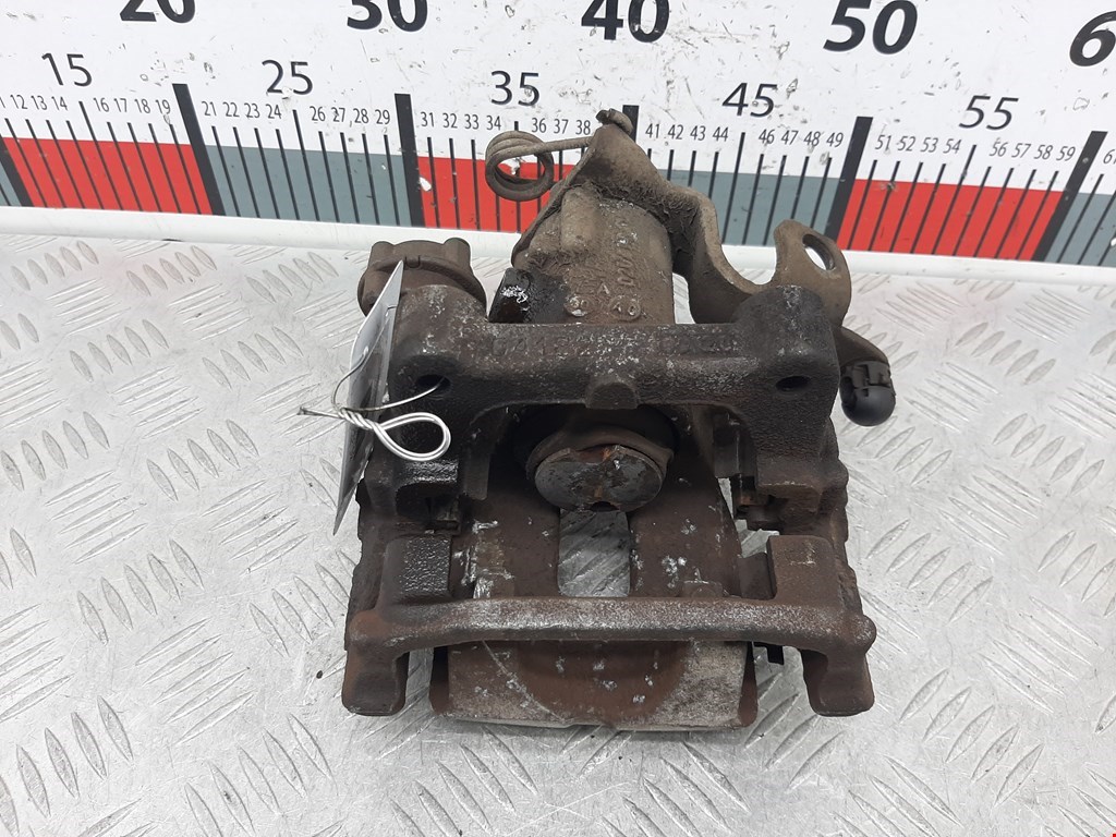 Суппорт задний левый CITROEN C4 Picasso 2006-2013