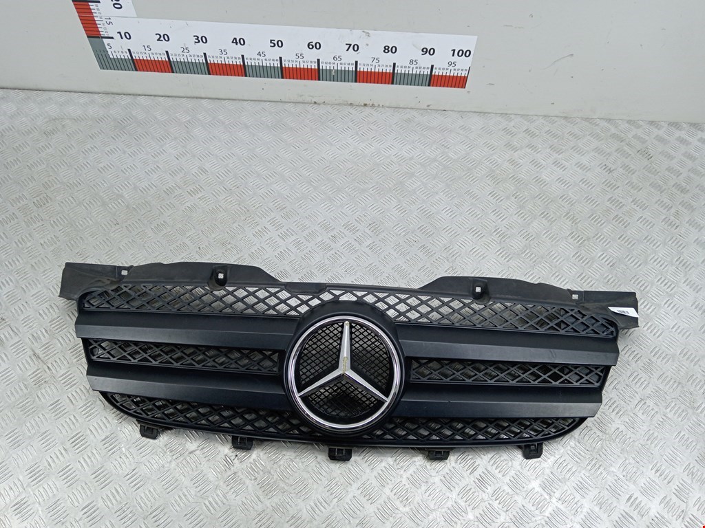 Решетка радиатора MERCEDES-BENZ Sprinter 906 2006-2018