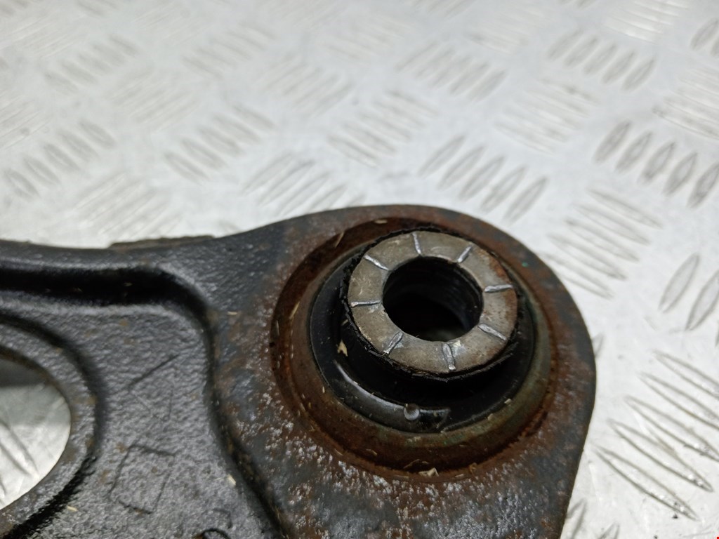 Рычаг передний левый OPEL Vivaro A 2001-2014