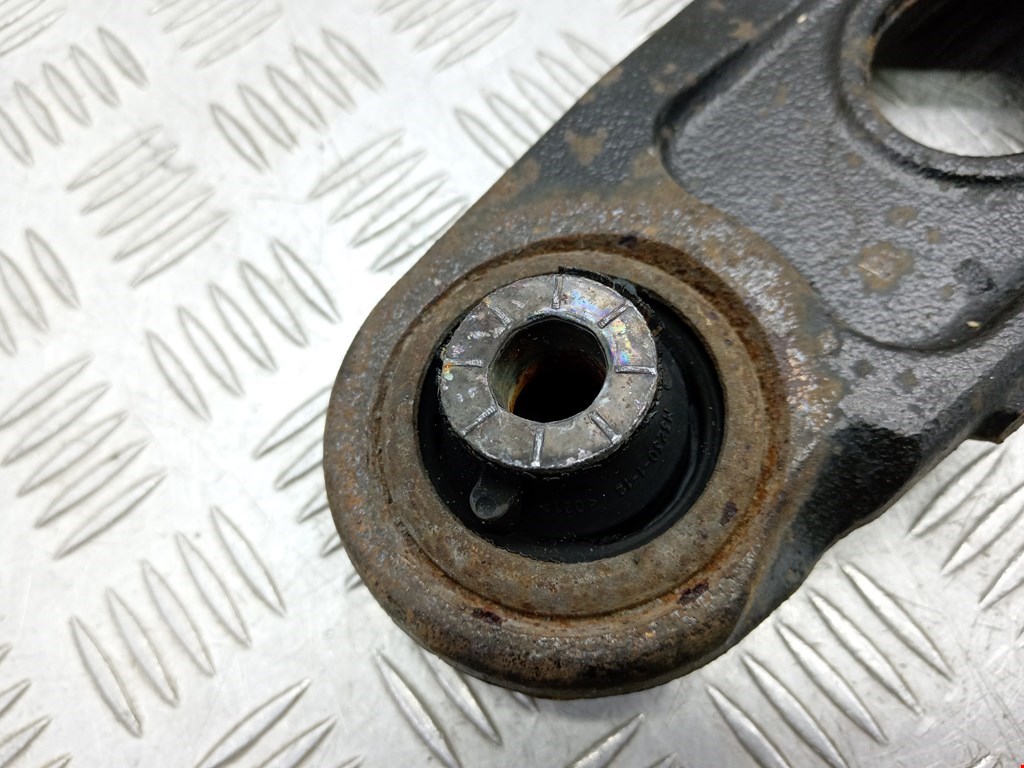 Рычаг передний правый OPEL Vivaro A 2001-2014