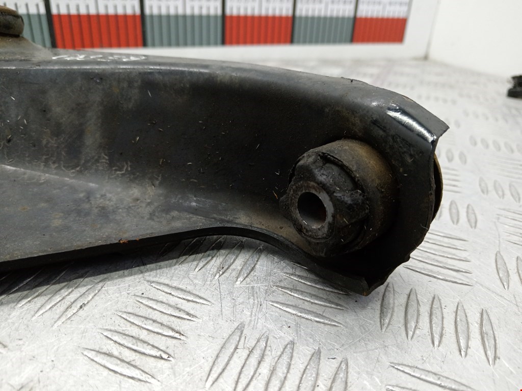 Рычаг передний правый DACIA Sandero 2008-2012