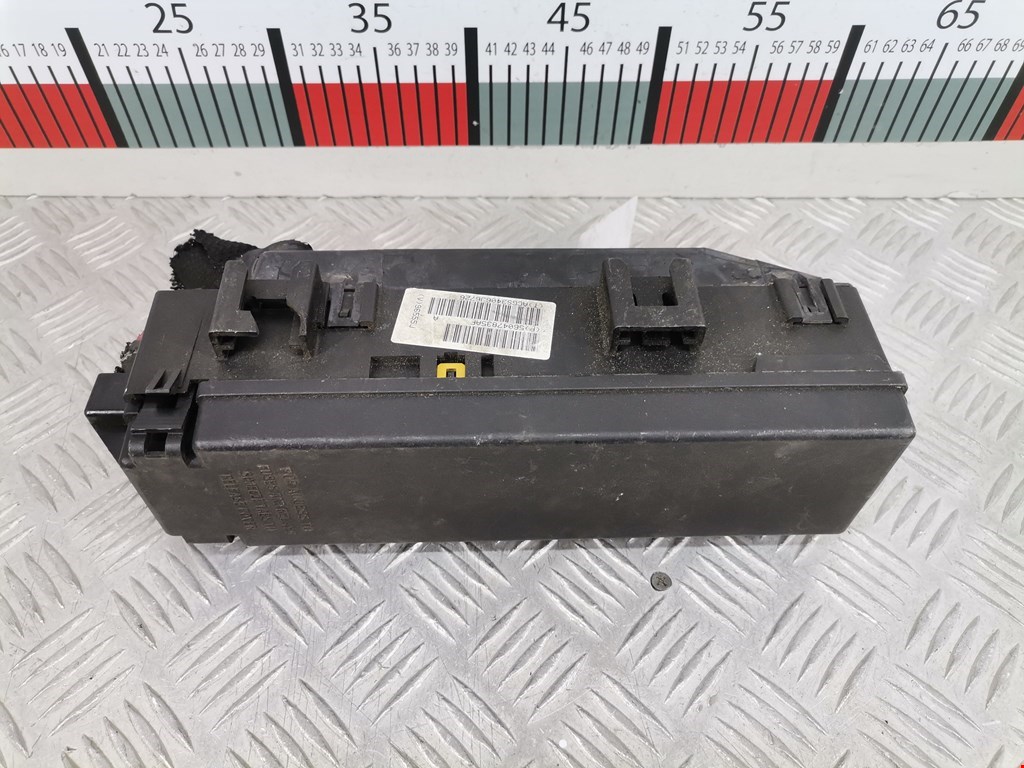 Датчик уровня в бачок омывателя JEEP Grand Cherokee WK 2004-2010