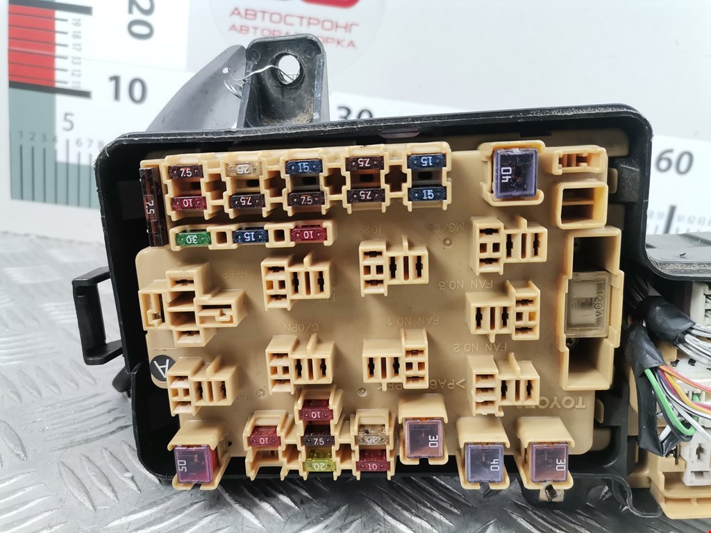 Датчик уровня в бачок омывателя TOYOTA Celica T230 1999-2006