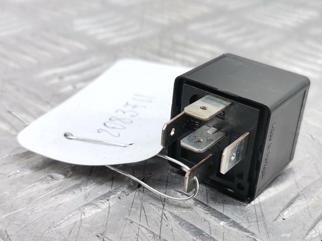 Реле VOLVO XC90 2002-2014