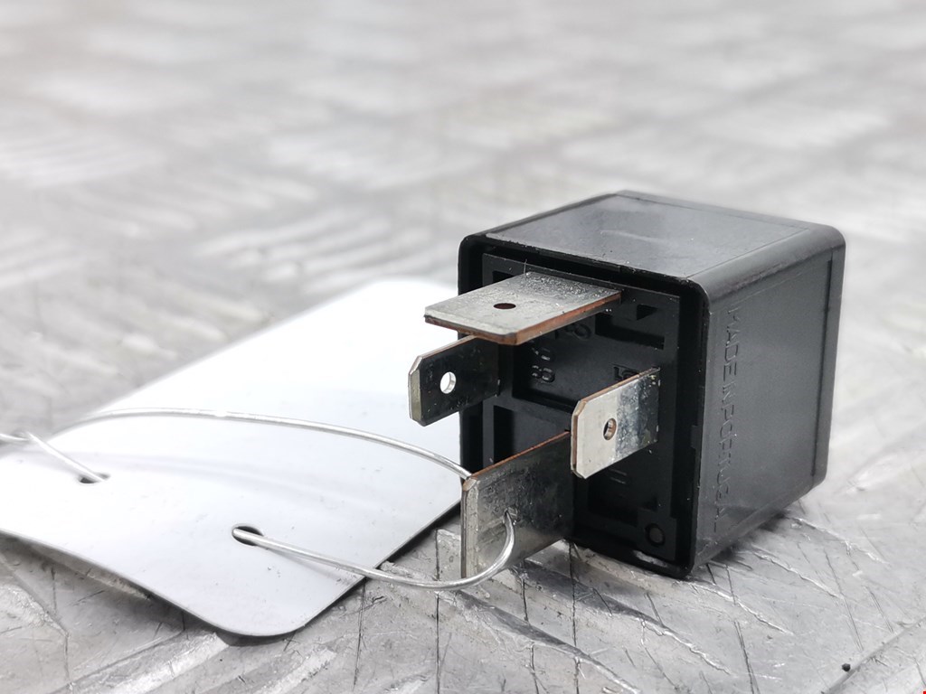 Реле VOLVO XC90 2002-2014