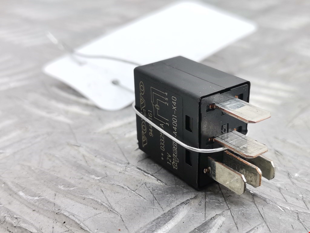 Реле VOLVO XC90 2002-2014