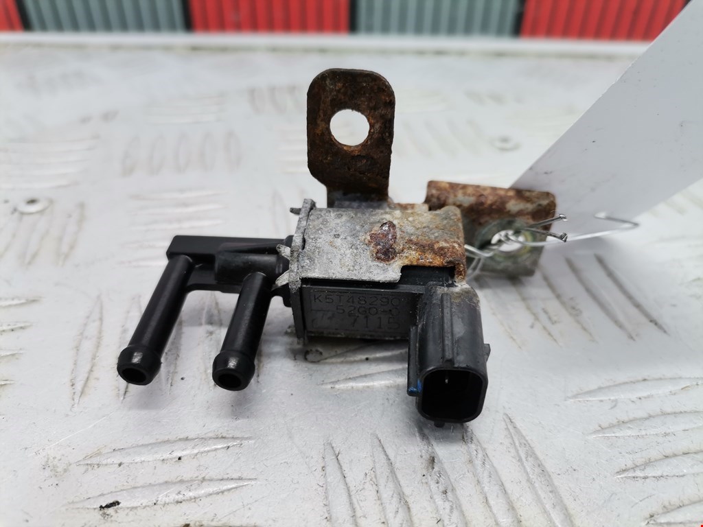 Клапан воздушного фильтра Suzuki Grand Vitara 2 (2005-2017)