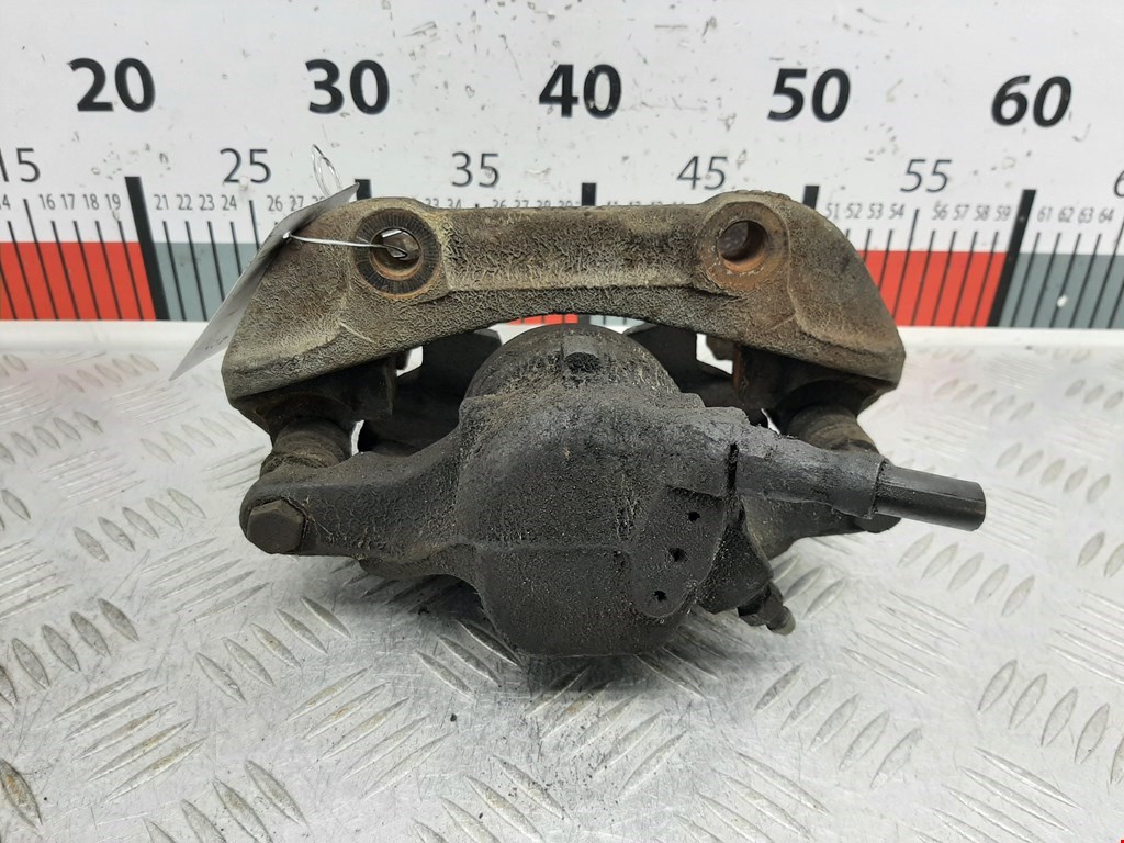 Суппорт передний правый AUDI 80 B4 1991-1996