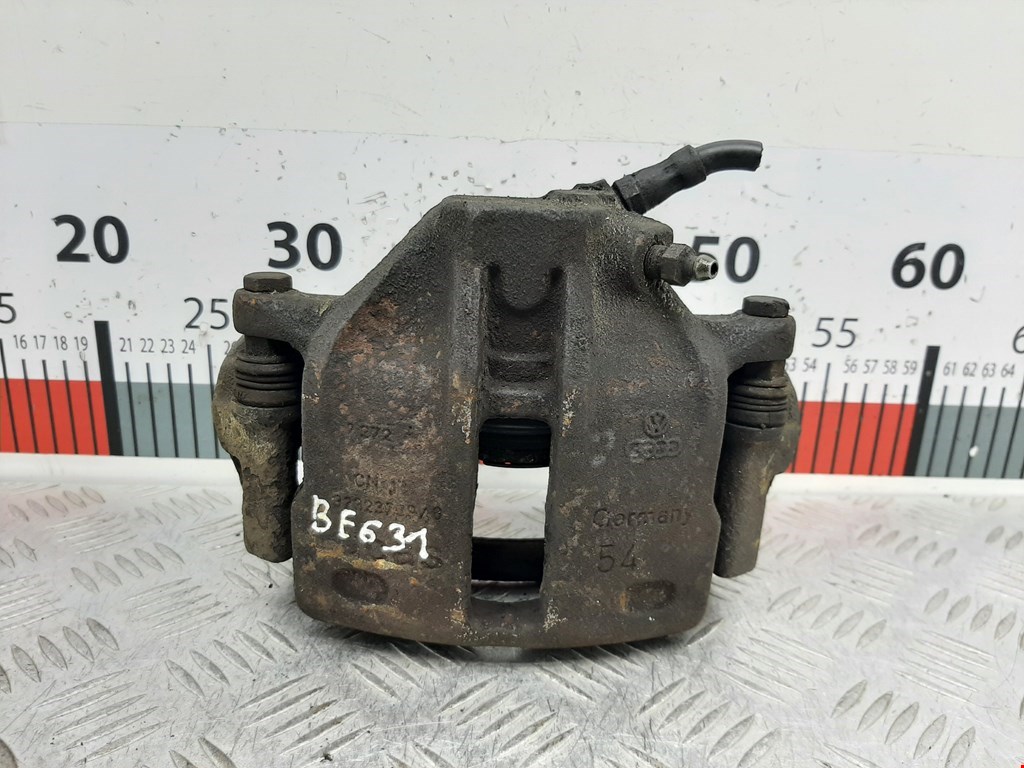 Суппорт передний правый AUDI 80 B4 1991-1996