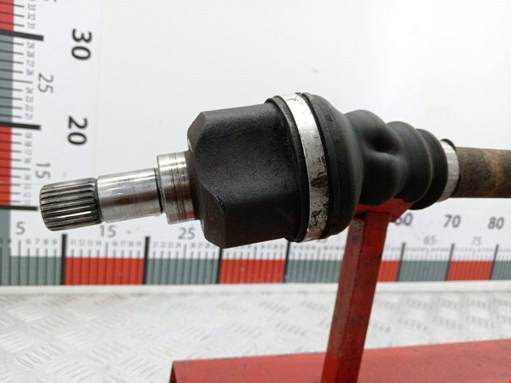 Полуось (привод, приводной вал) передняя левая CITROEN Berlingo 2008-н.в.