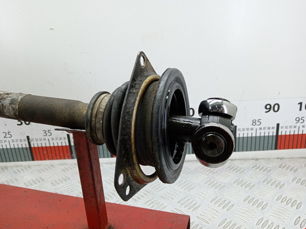 Полуось (привод, приводной вал) передняя левая NISSAN Inerstar 1997-2010