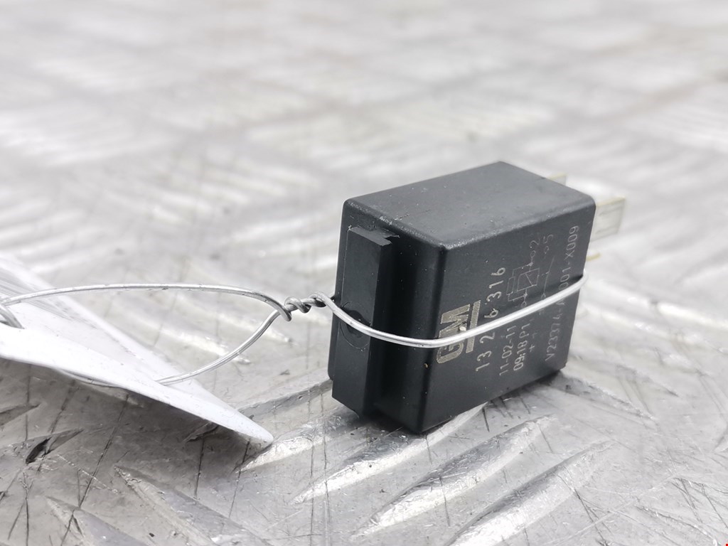 Реле OPEL Astra H/Family 2004-2015