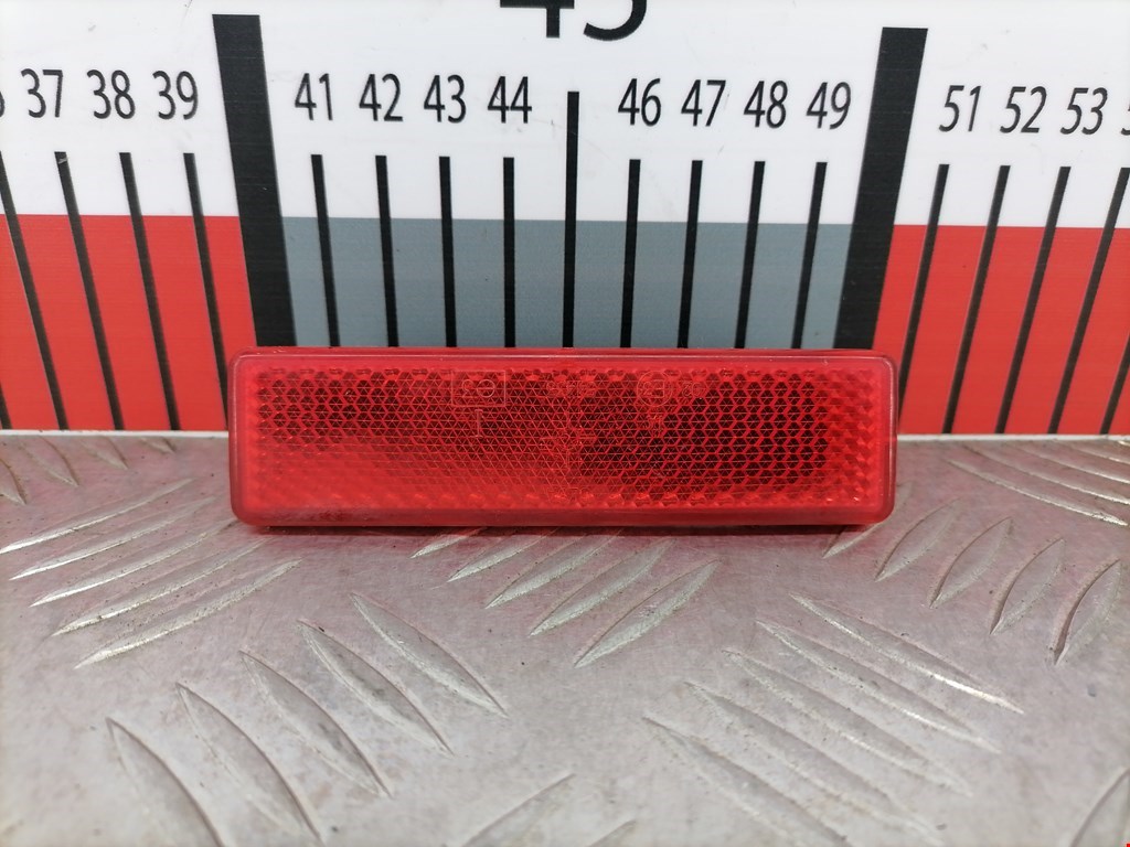 Отражатель в бампер задний левый RENAULT Master 1998-2010