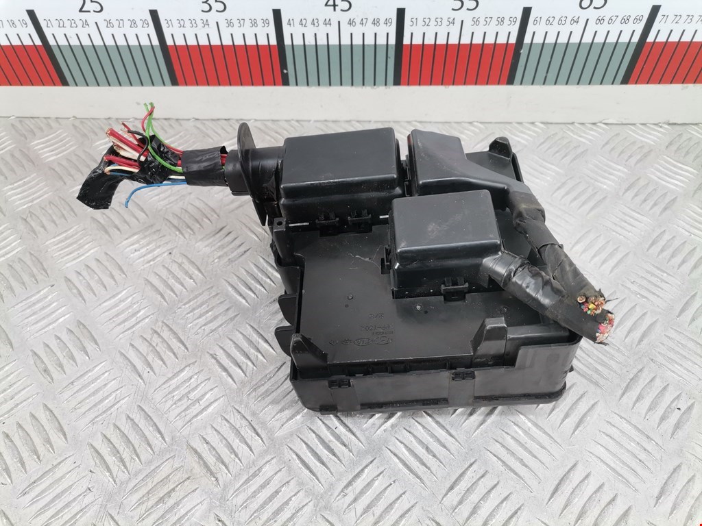 Датчик уровня в бачок омывателя KIA Cee'd I 2006-2012