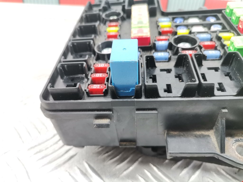 Датчик уровня в бачок омывателя KIA Cee'd I 2006-2012