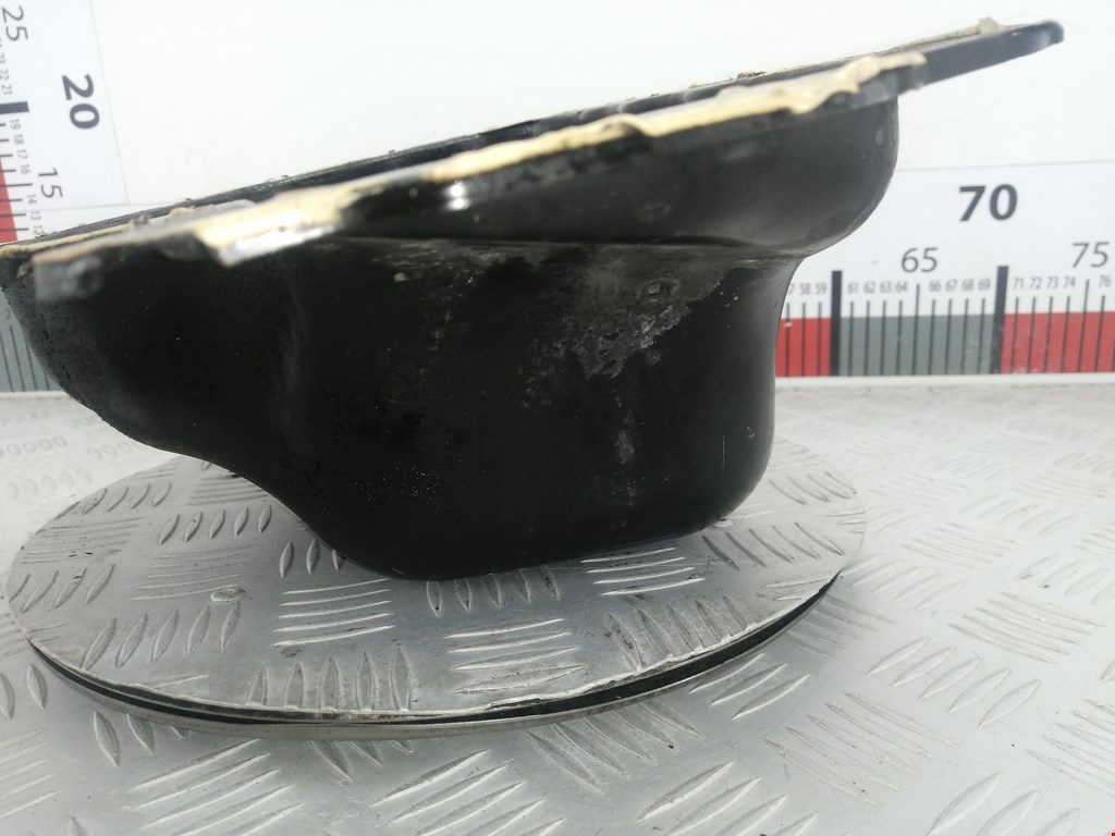 Поддон масляный двигателя VOLKSWAGEN Polo IV 2001-2009