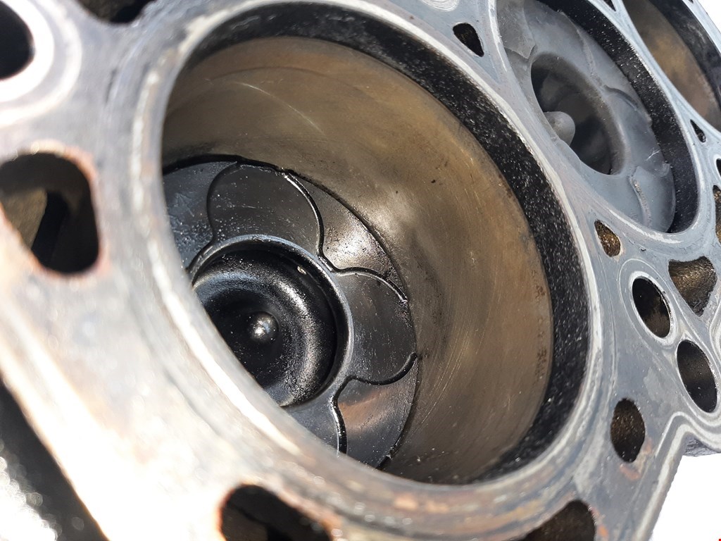 Блок цилиндров VOLKSWAGEN Passat B5 1997-2005