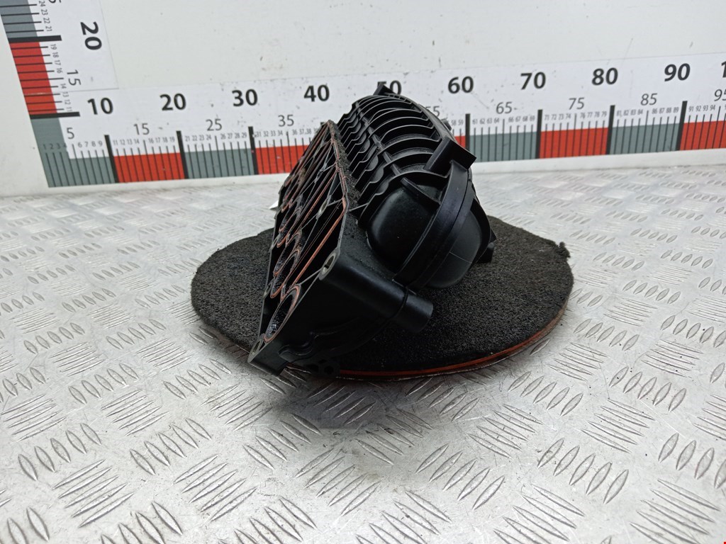 Коллектор впускной VOLKSWAGEN Golf V 2003-2009