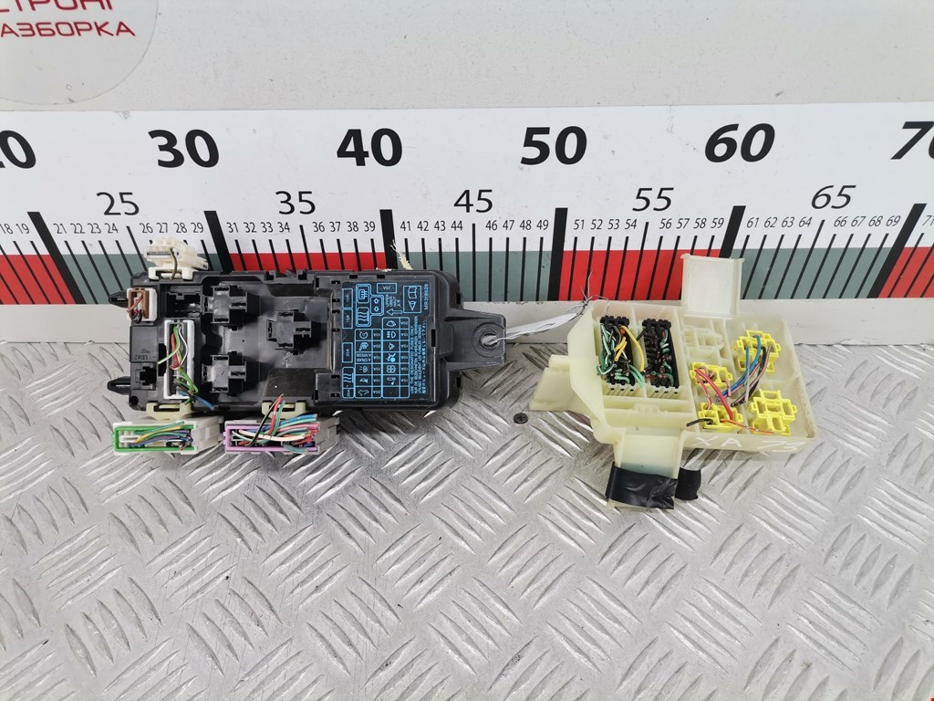 Блок реле MITSUBISHI Space Star 1999-2006